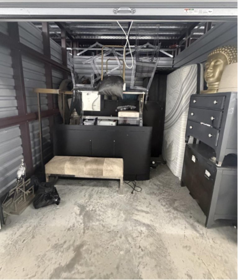 20 x 10 storage unit in Atlanta, GA