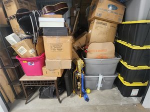 10 x 10 storage unit in Newark, NJ