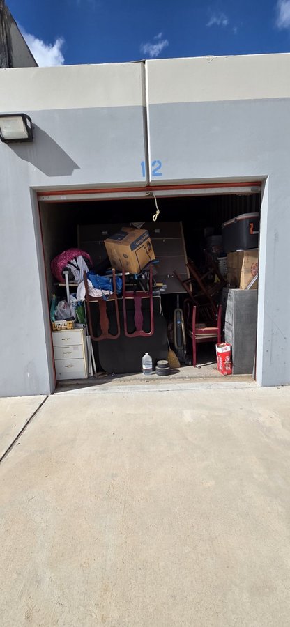 10 x 30 storage unit in Victorville, CA