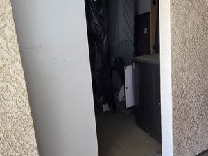 10 x 10 storage unit in Apple Valley, CA