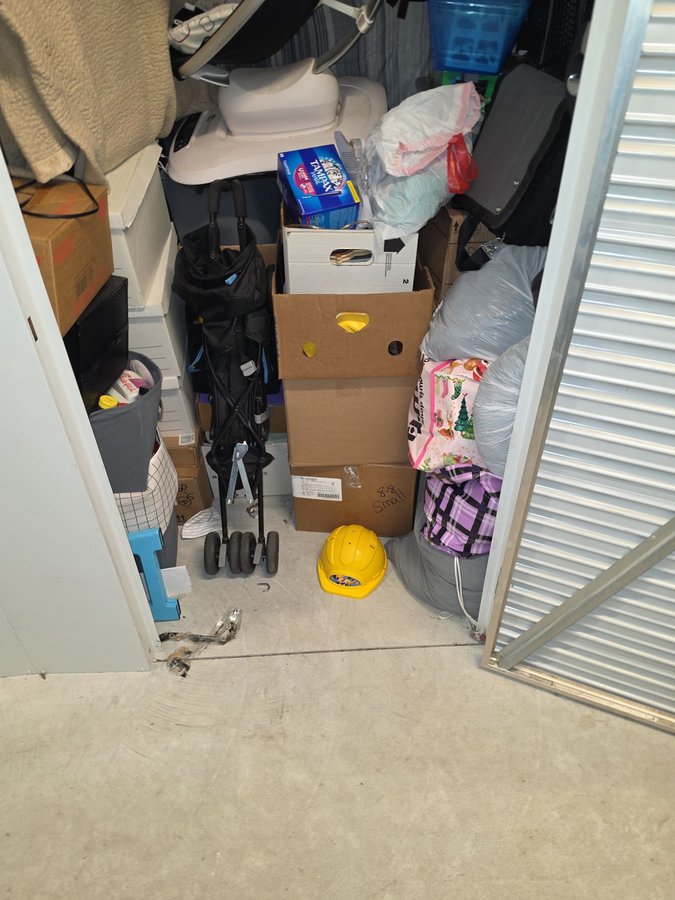 5 x 5 storage unit in New London, CT