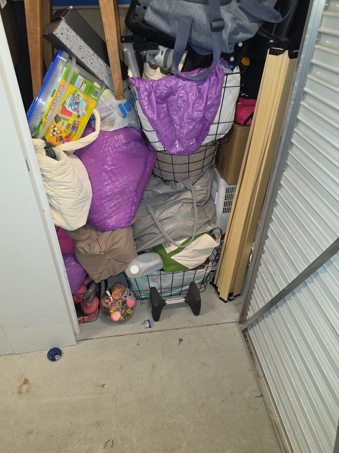 5 x 5 storage unit in New London, CT