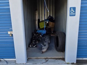 5 x 15 storage unit in Victorville, CA