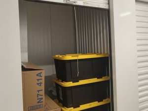 5 x 5 unit in Escondido