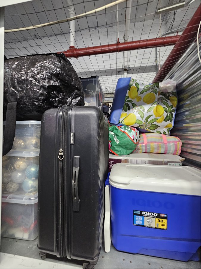 5 x 5 storage unit in Bronx, NY