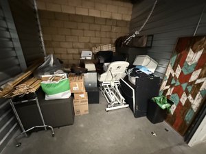 10 x 10 storage unit in Upland, CA