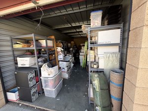 10 x 30 storage unit in Upland, CA