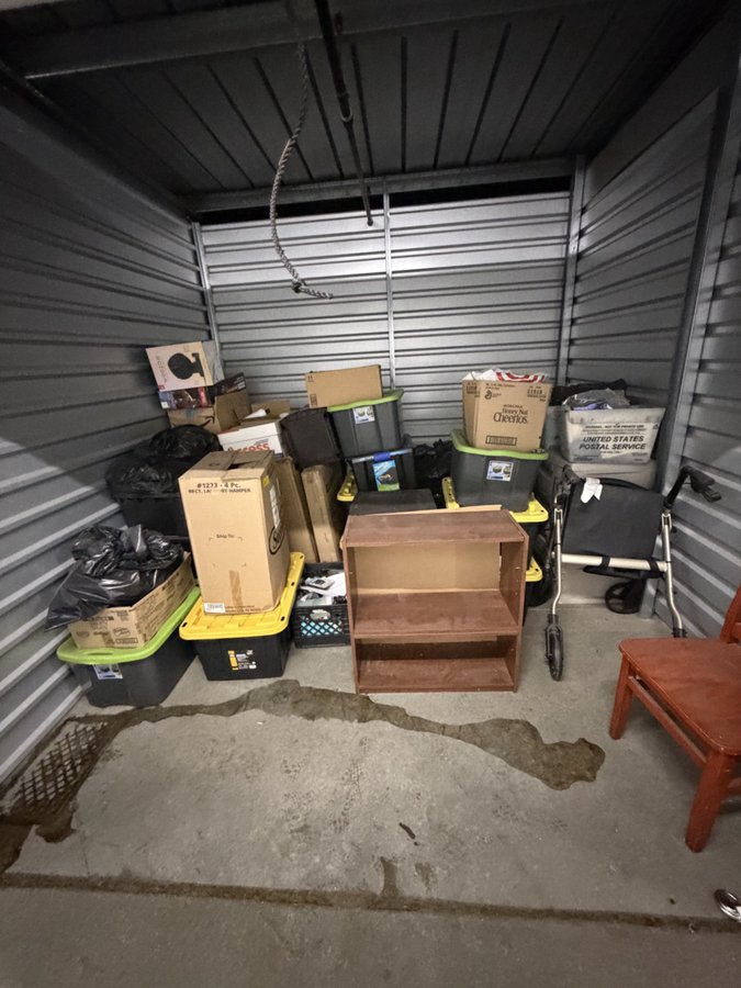 10 x 10 storage unit in Upland, CA