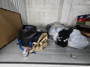 10 x 5 storage unit in Los Angeles, CA