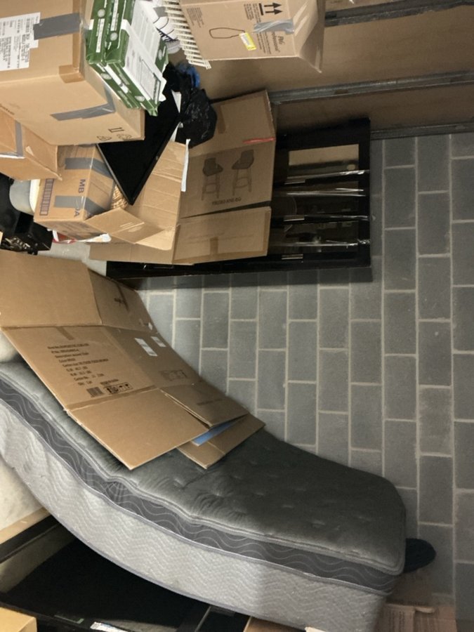 10 x 10 storage unit in Alexandria, VA