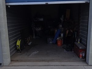 10 x 17 storage unit in Apple Valley, CA