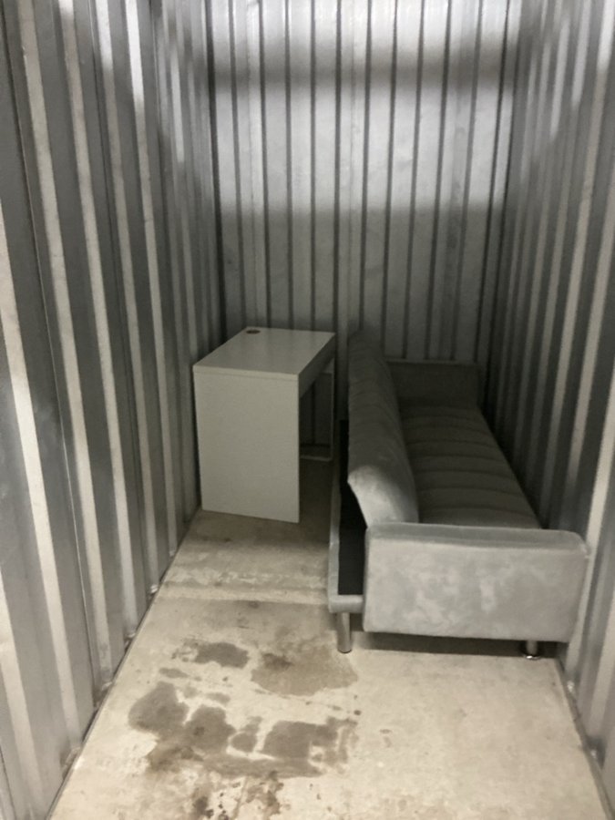 5 x 10 storage unit in Alexandria, VA