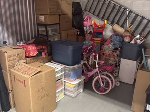 10 x 10 storage unit in Annapolis, MD