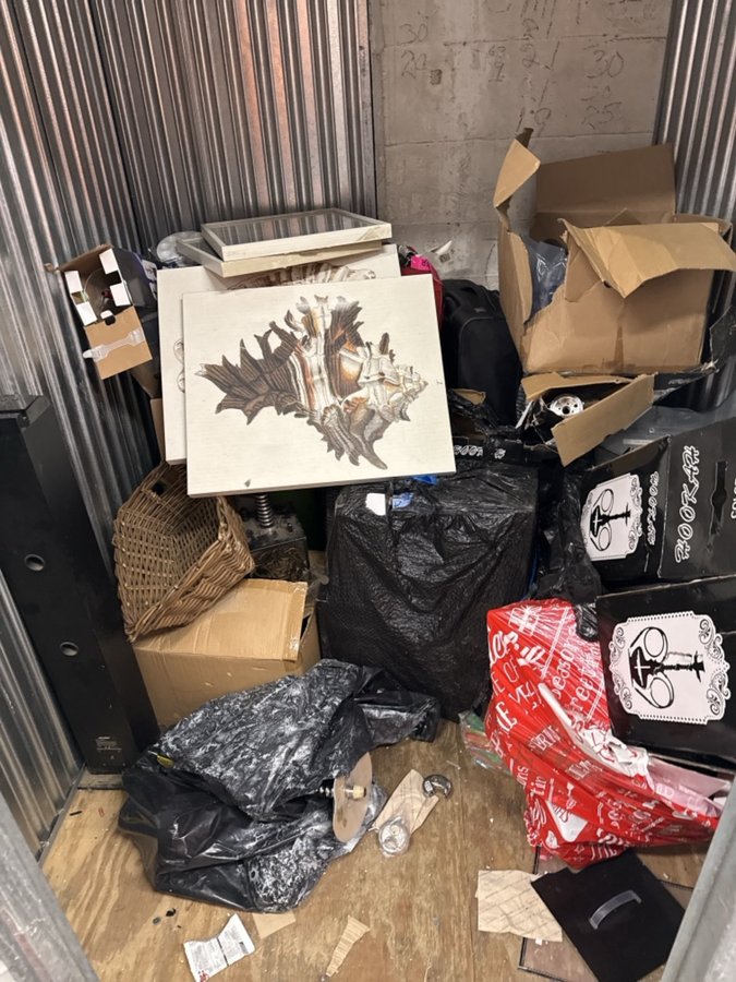 5 x 5 storage unit in Baltimore, MD
