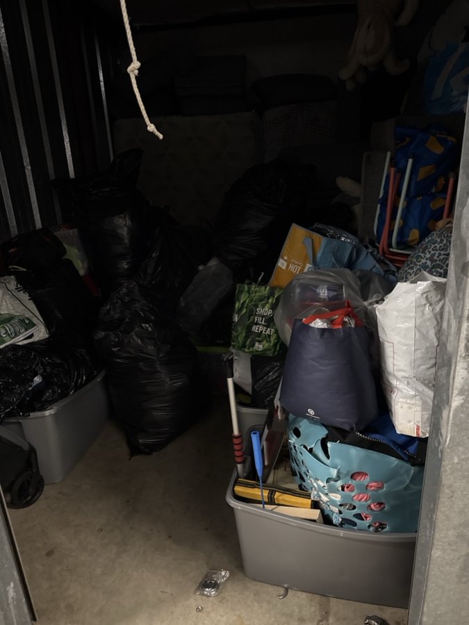10 x 15 storage unit in Baltimore, MD