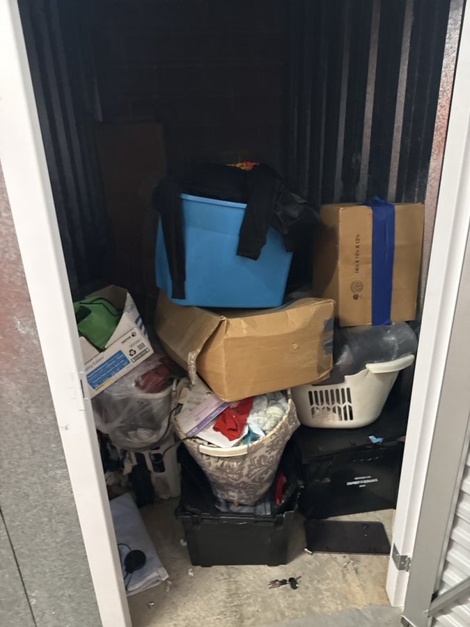 5 x 10 storage unit in Baltimore, MD