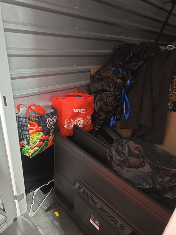 5 x 15 storage unit in Pasadena, MD