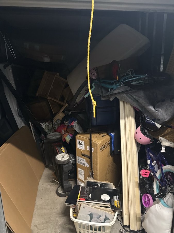 10 x 15 storage unit in Baltimore, MD