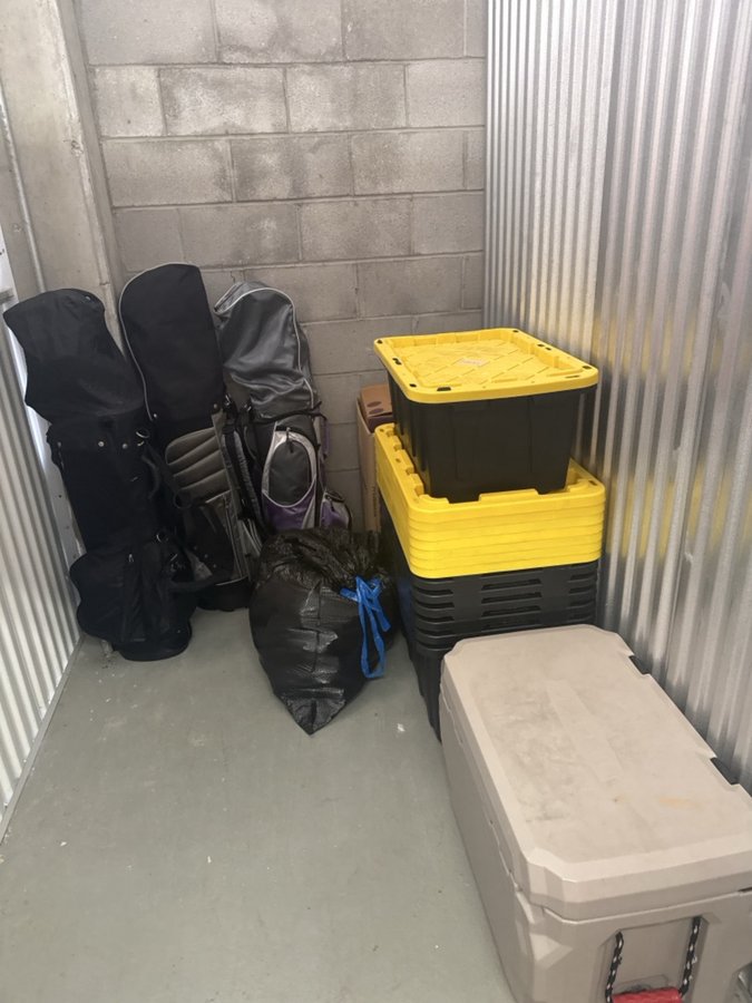 5 x 10 storage unit in Annapolis, MD