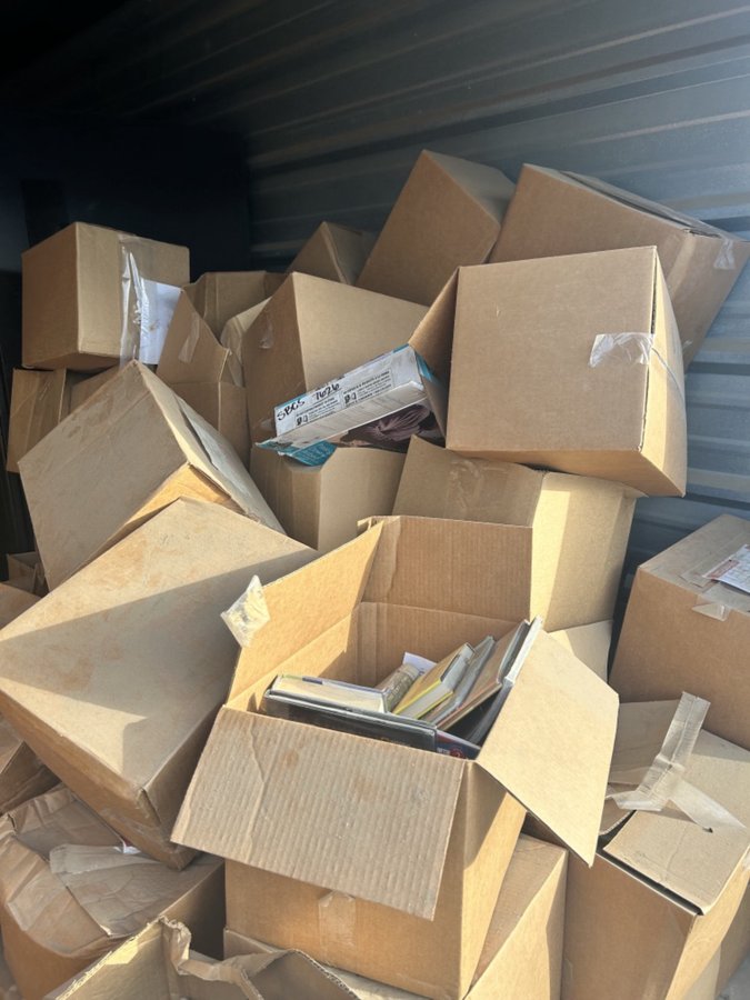10 x 20 storage unit in Hesperia, CA