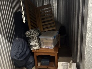 5 x 10 storage unit in Baltimore, MD