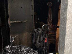 10 x 10 storage unit in Baltimore, MD