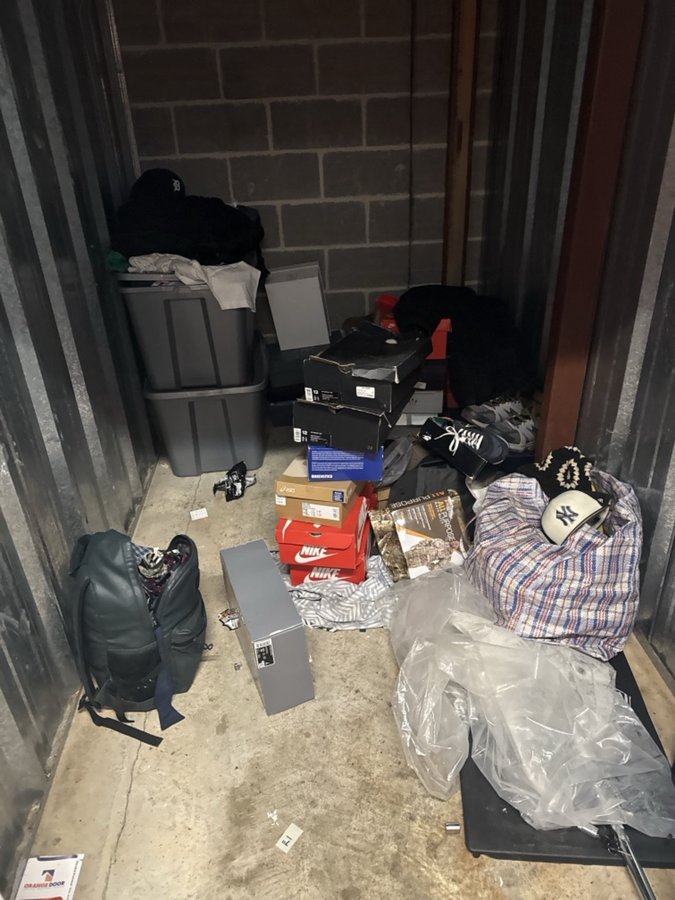 5 x 10 storage unit in Baltimore, MD