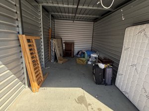 10 x 20 unit in San Bernardino