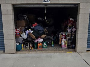 10 x 20 storage unit in Victorville, CA