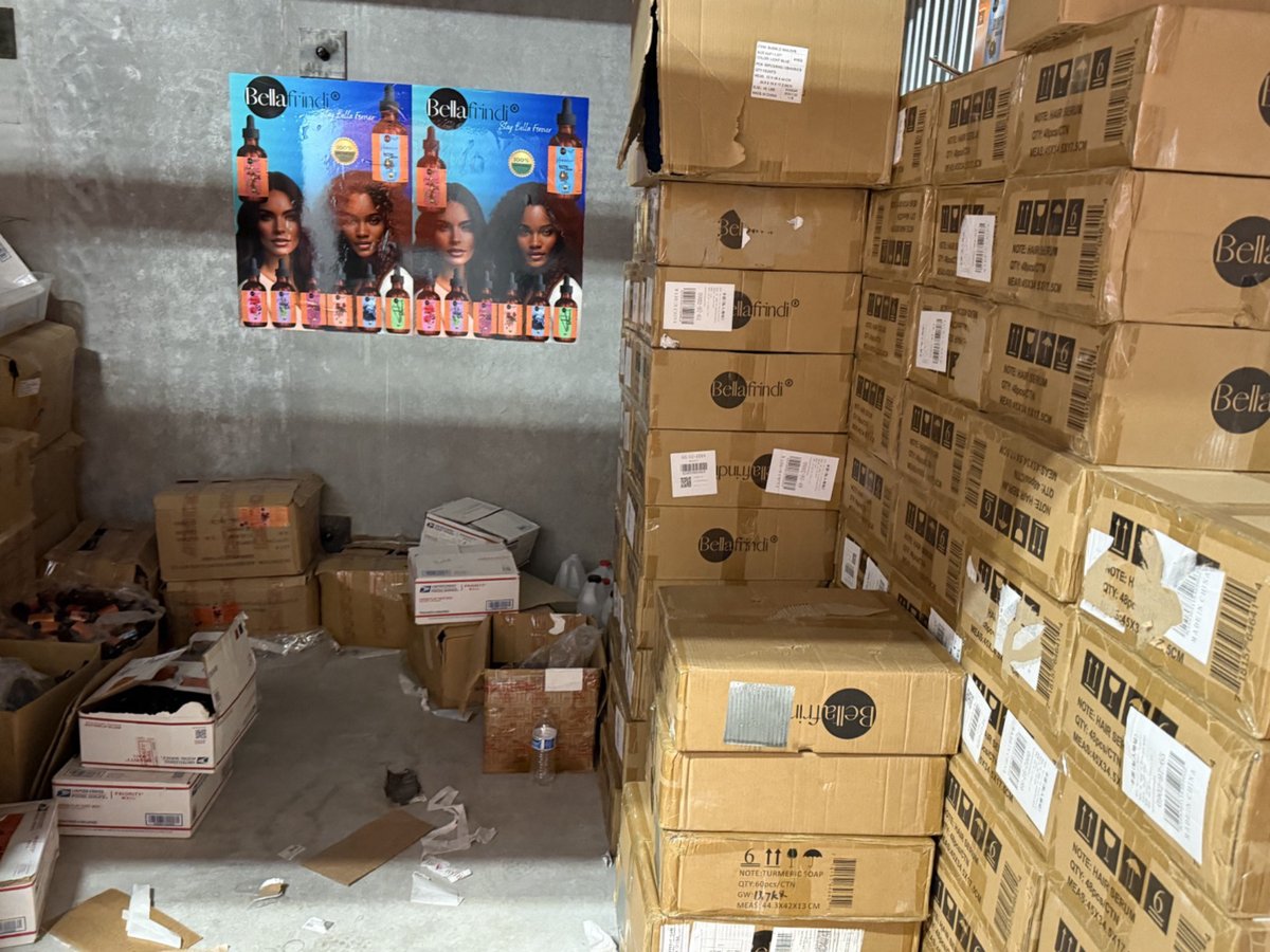 10 x 10 storage unit in Deerfield Beach, FL