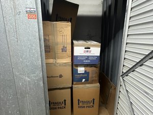 5 x 5 storage unit in Orange, NJ