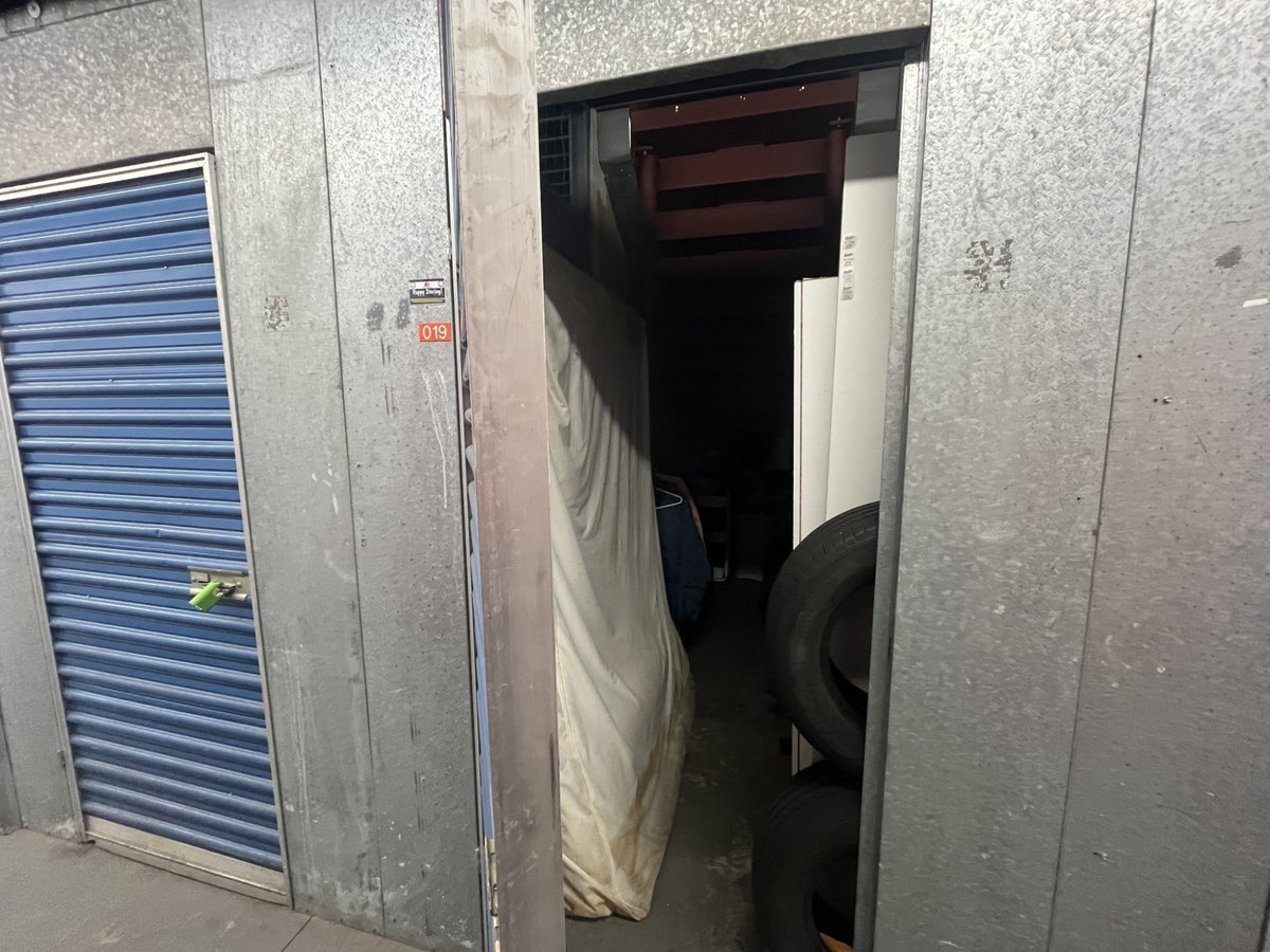 5 x 10 storage unit in Orange, NJ
