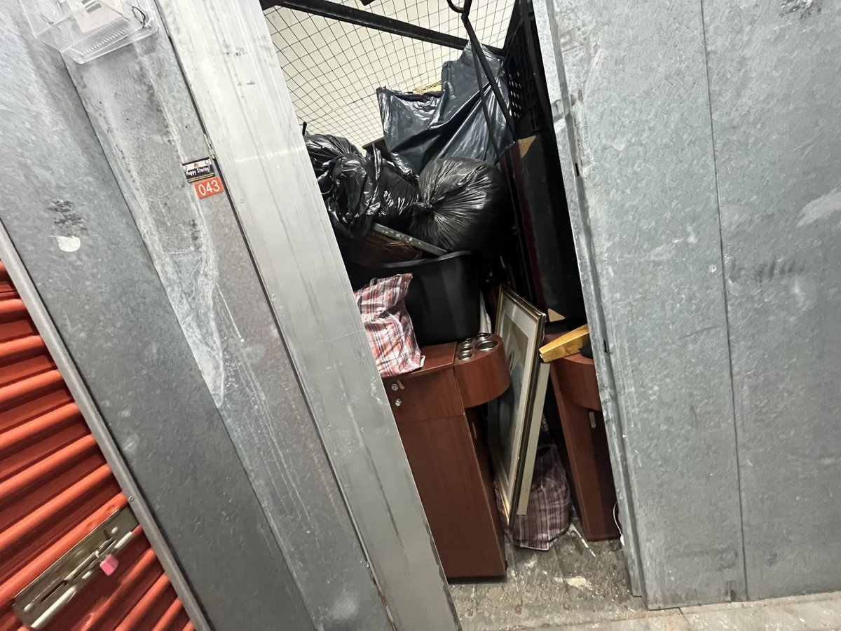 10 x 10 storage unit in Orange, NJ