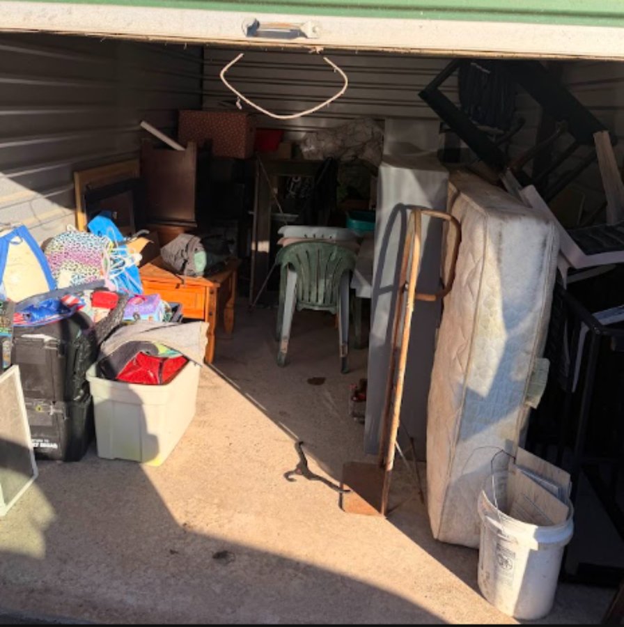 10 x 15 storage unit in Hanover, PA