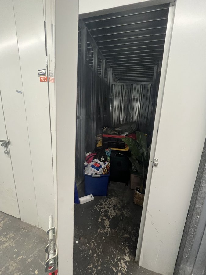 5 x 10 storage unit in Orange, NJ