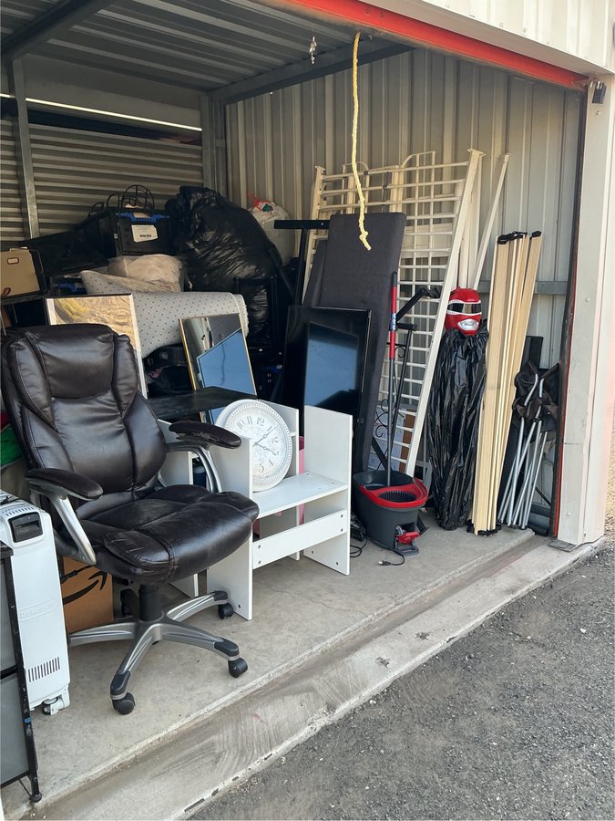 10 x 10 storage unit in Reno, NV