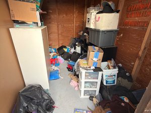 6 x 10 storage unit in Springfield, OR