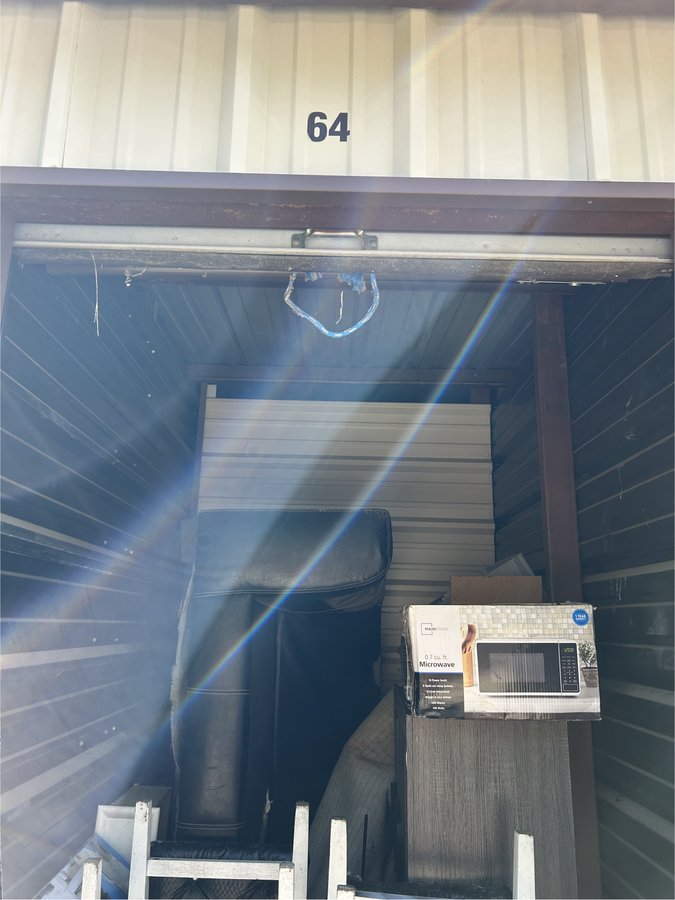 5 x 8 storage unit in Wagoner, OK