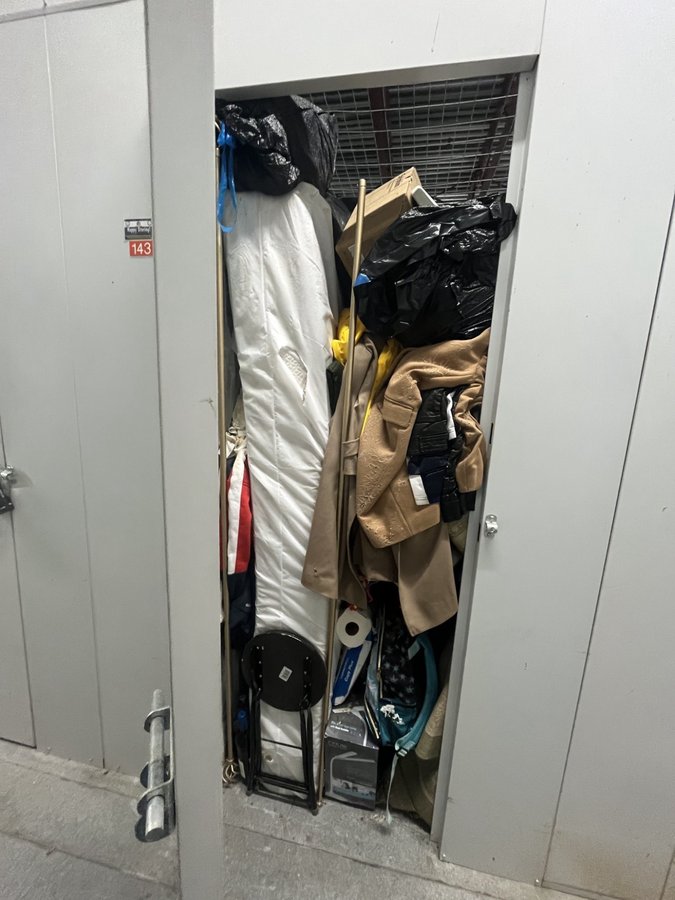 5 x 15 storage unit in Orange, NJ