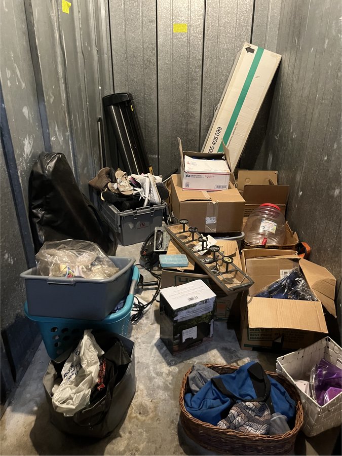 5 x 10 storage unit in Kent, WA