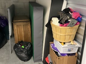 10 x 10 storage unit in Lemon Grove, CA