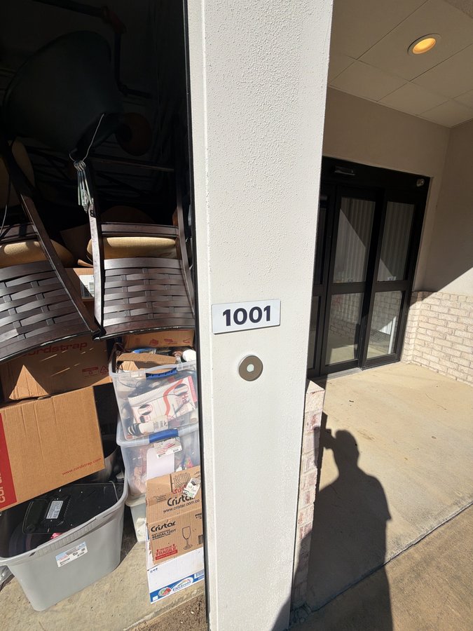 10 x 10 storage unit in Fultondale, AL