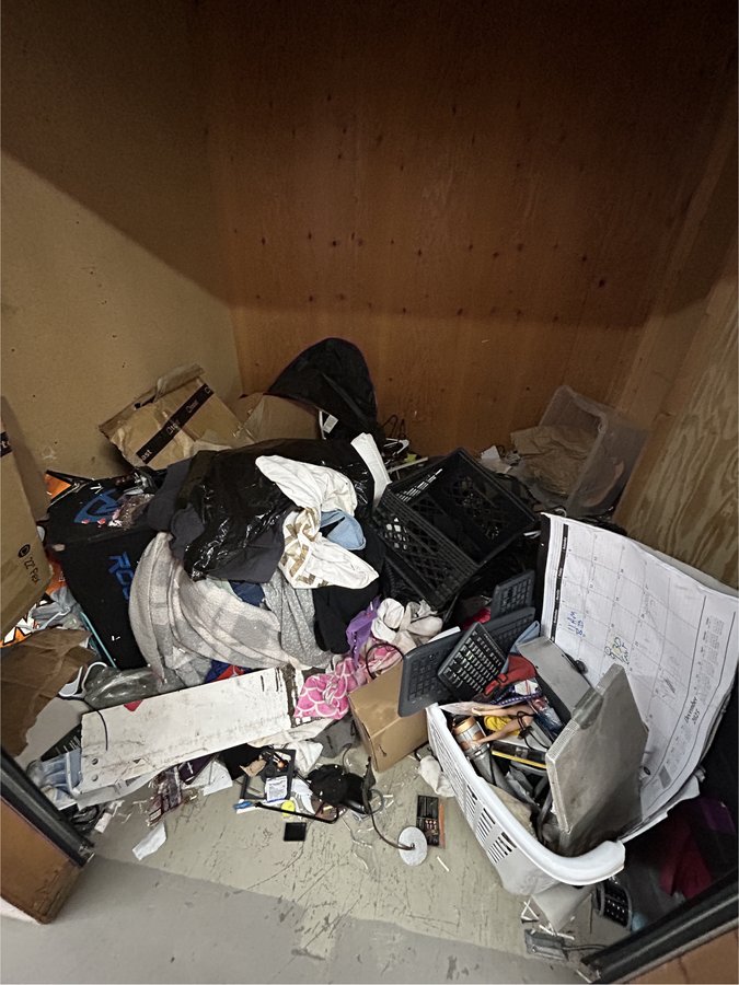 8 x 7 storage unit in Olympia, WA