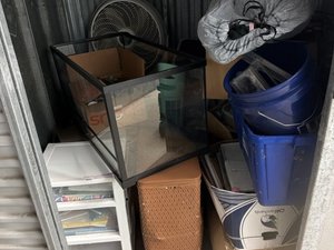 5 x 5 storage unit in Clinton Township, MI
