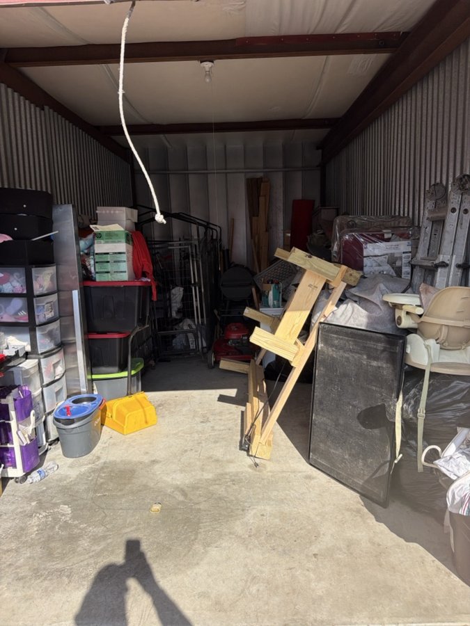 10 x 20 storage unit in Clinton Township, MI