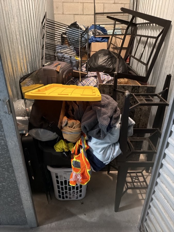 5 x 10 storage unit in Clinton Township, MI