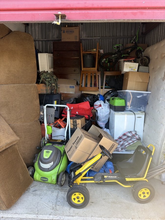 10 x 10 storage unit in Clinton Township, MI