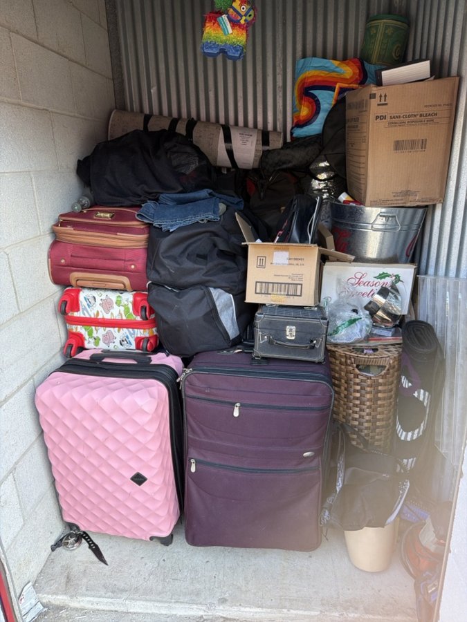 5 x 5 storage unit in Clinton Township, MI