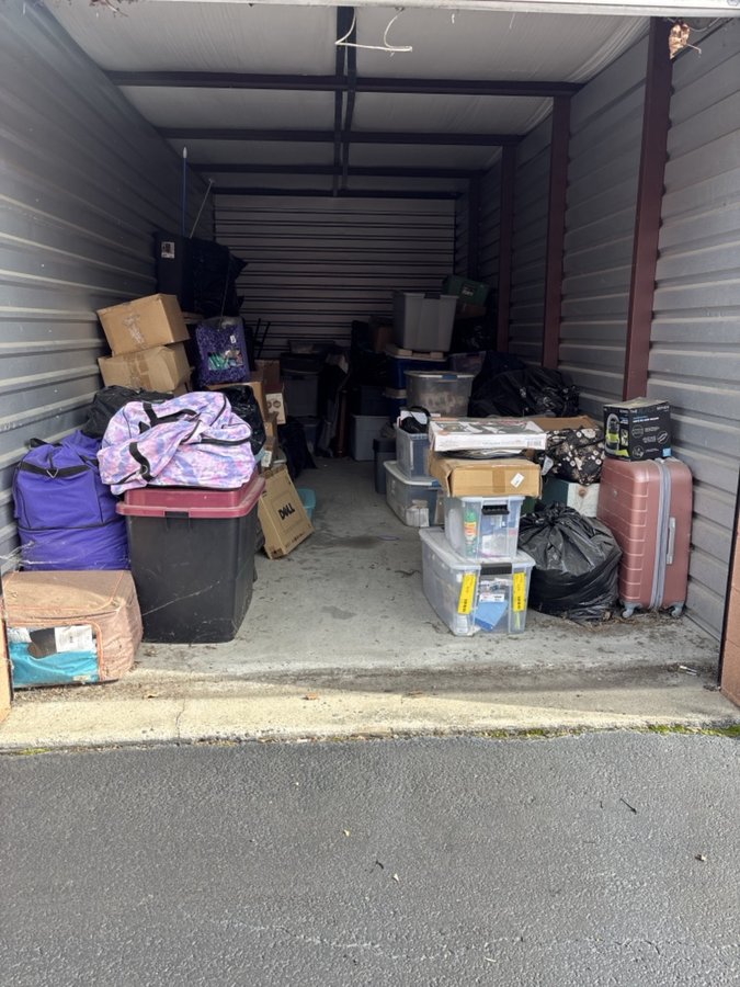 10 x 25 storage unit in New Castle, DE