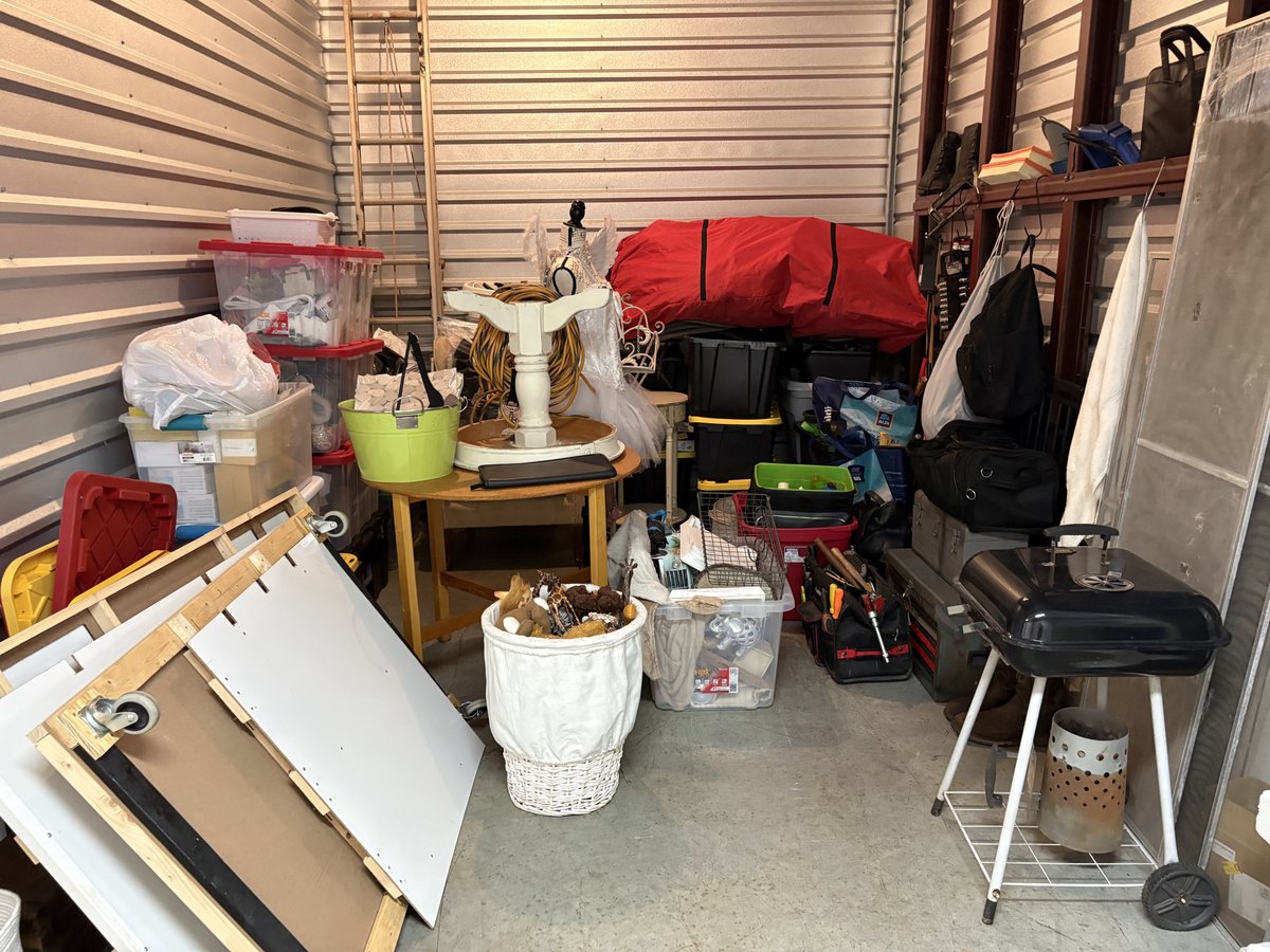 10 x 15 storage unit in Lawrenceville, GA